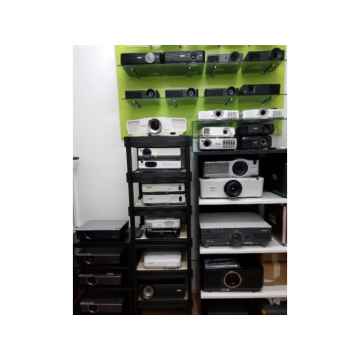 prodaja projektora povoljno