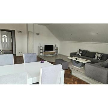 Banjica-stan 85m2 iznajmljivanje