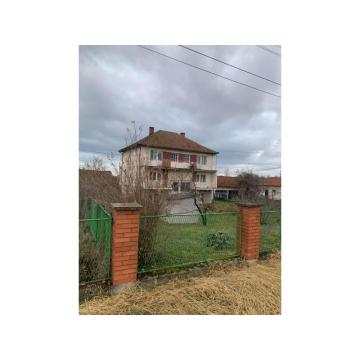 Na prodaju kuća-Lazarevac