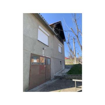 Na prodaju kuća u mestu Bistrica