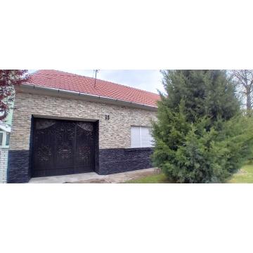 Kuća u Kikindi na izuzetnoj lokaciji 