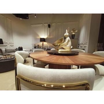 Salonu nameštaja u Beogradu na vodi potrebna radnica