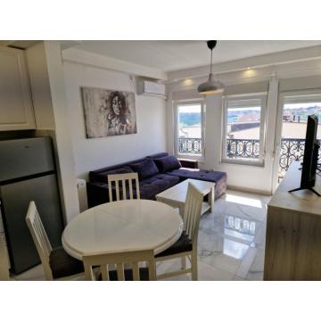 Mirijevo dvosoban stan, lux opremljen