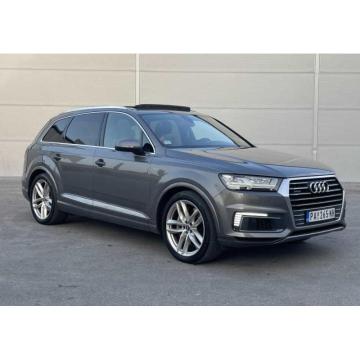 Audi Q7 e tron 2016 god hibrid dizel/struja 