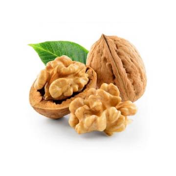 Orah u ljusci i očišćen 